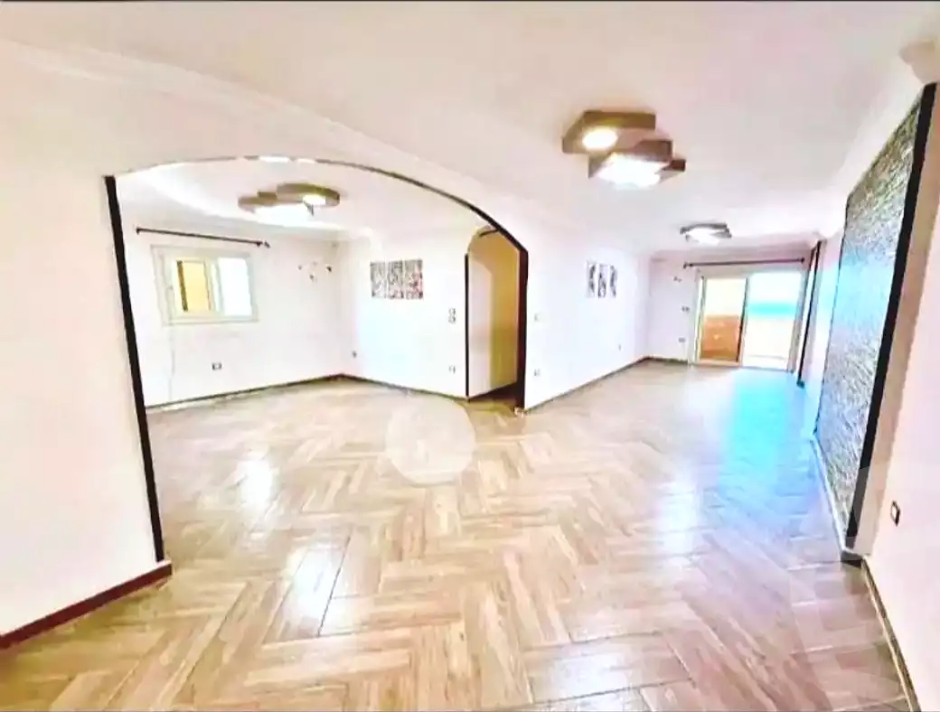 https://aqarmap.com.eg/ar/listing/6690994-for-sale-alexandria-camp-cesar-port-said-street