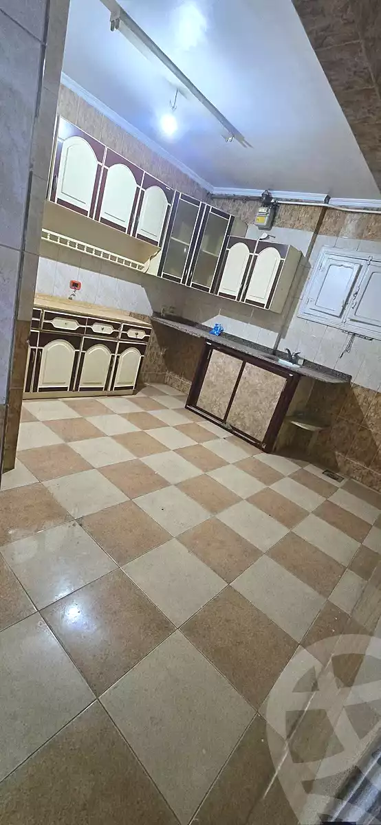 https://aqarmap.com.eg/ar/listing/6691206-for-rent-cairo-helwan-helwan-el-sharkeya-heidar-st