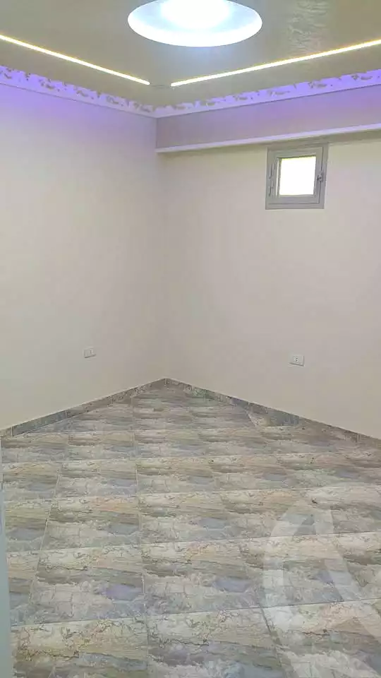 https://aqarmap.com.eg/ar/listing/6691435-for-sale-alexandria-bw-qyr-street-25