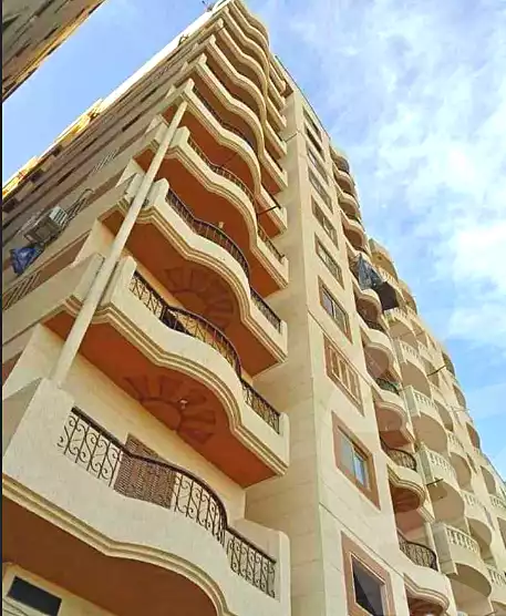https://aqarmap.com.eg/en/listing/6692345-for-sale-alexandria-l-jmy-el-kilo-21