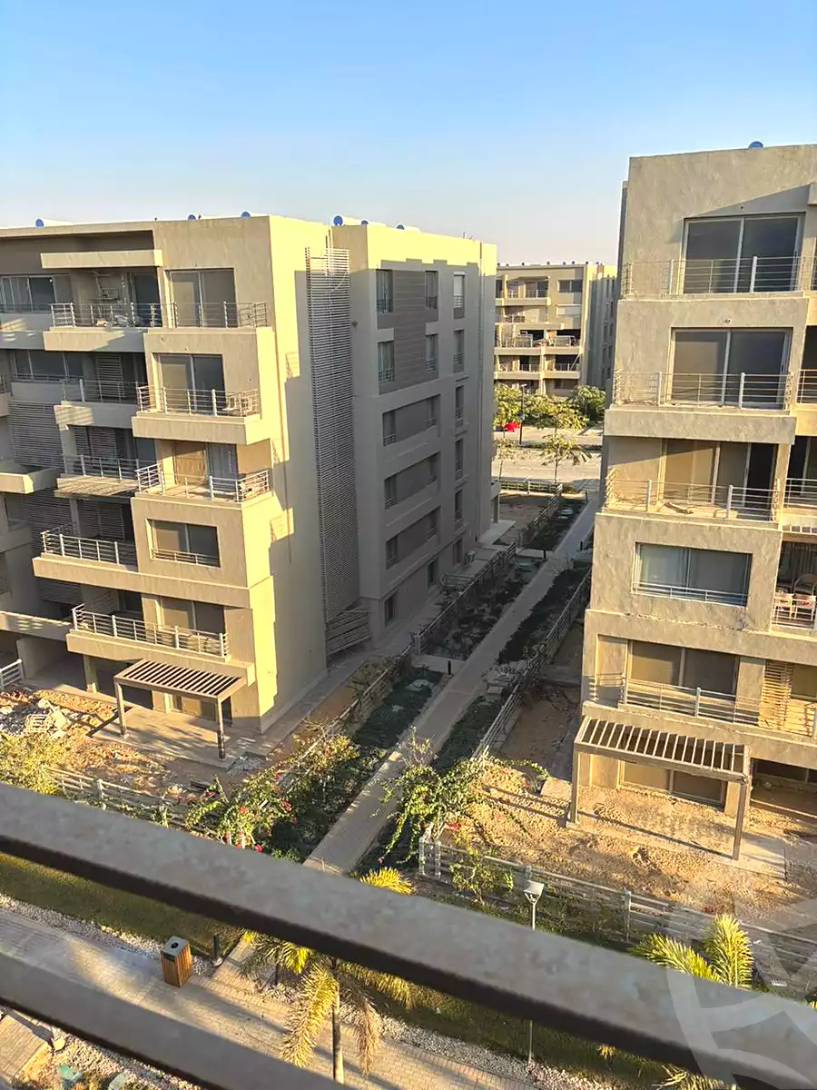 شقة بـ٣ غرف نوم في Capital Gardens، صورة ٣ من ١١
