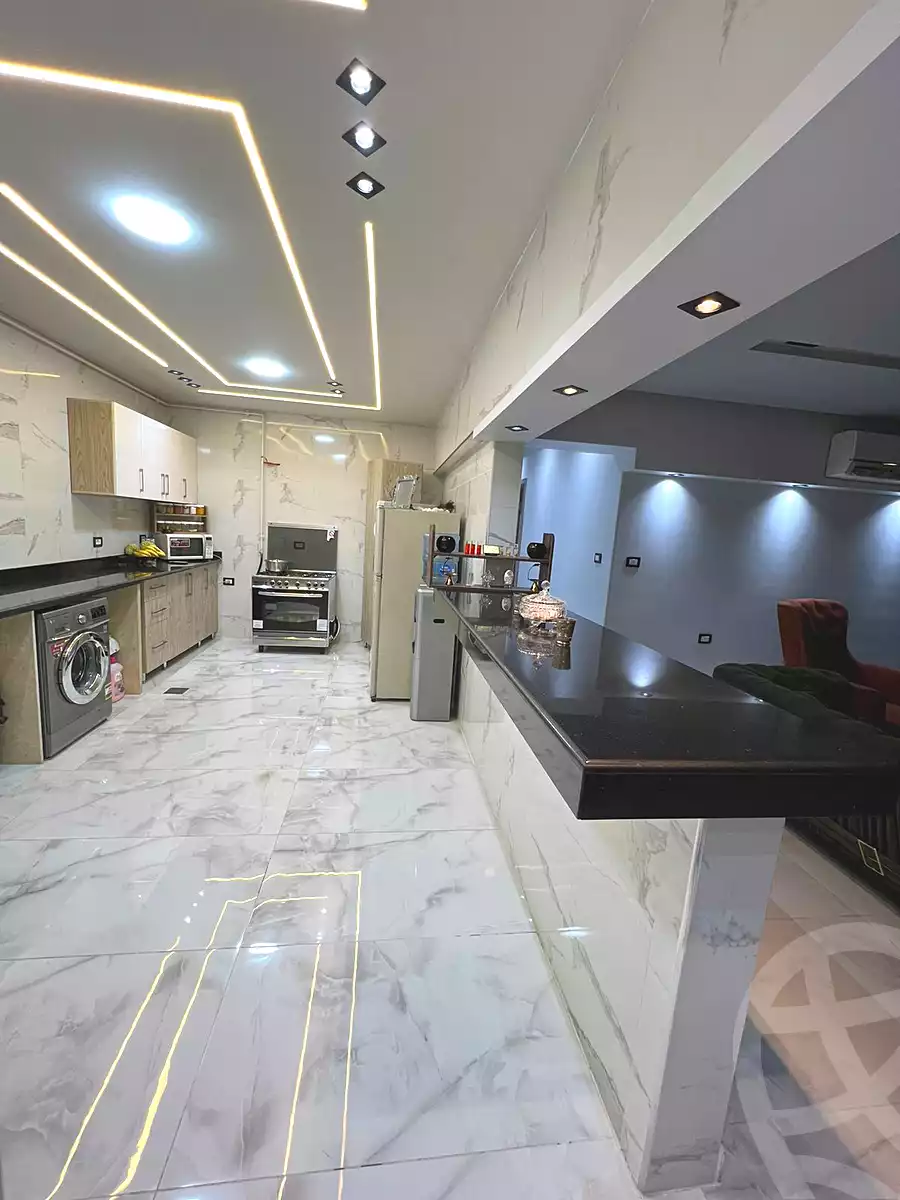 https://aqarmap.com.eg/ar/listing/6692741-for-sale-cairo-el-sheikh-zayed-city-compounds-el-khamayel
