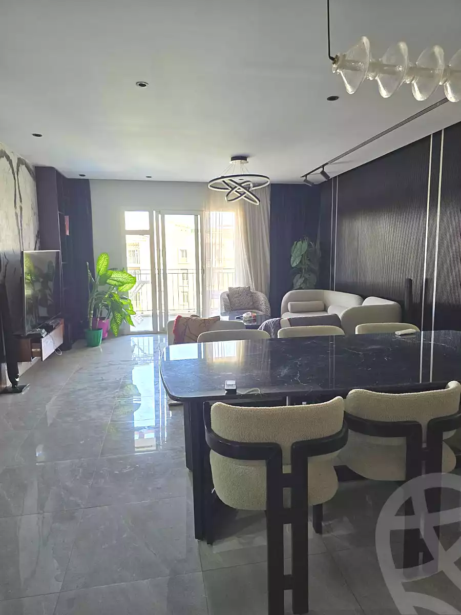 https://aqarmap.com.eg/en/listing/6693363-for-rent-cairo-6th-of-october-compounds-october-plaza