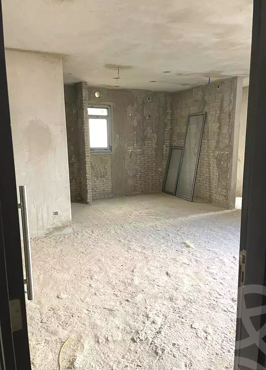 https://aqarmap.com.eg/ar/listing/6693729-for-sale-cairo-el-sheikh-zayed-city-lshykh-zyd-ljdyd-vye