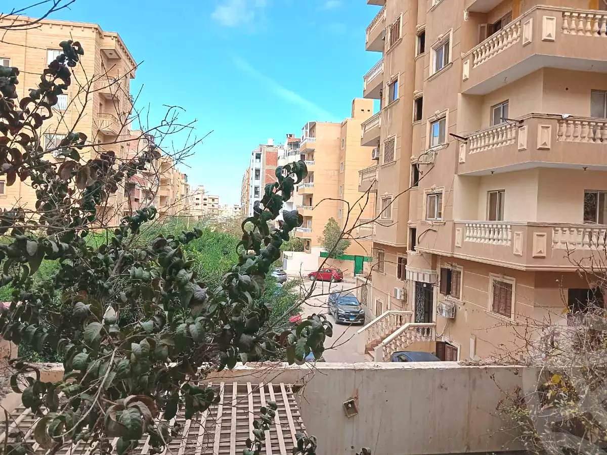 https://aqarmap.com.eg/ar/listing/6693848-for-sale-cairo-6th-of-october-el-ahyaa-neighborhood-4th-neighborhood-3