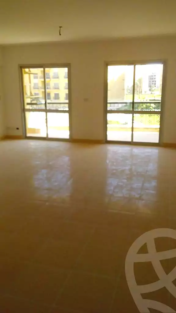 https://aqarmap.com.eg/ar/listing/6693856-for-sale-cairo-new-cairo-lrhb-city-phase-1-youssef-el-sebaey-st
