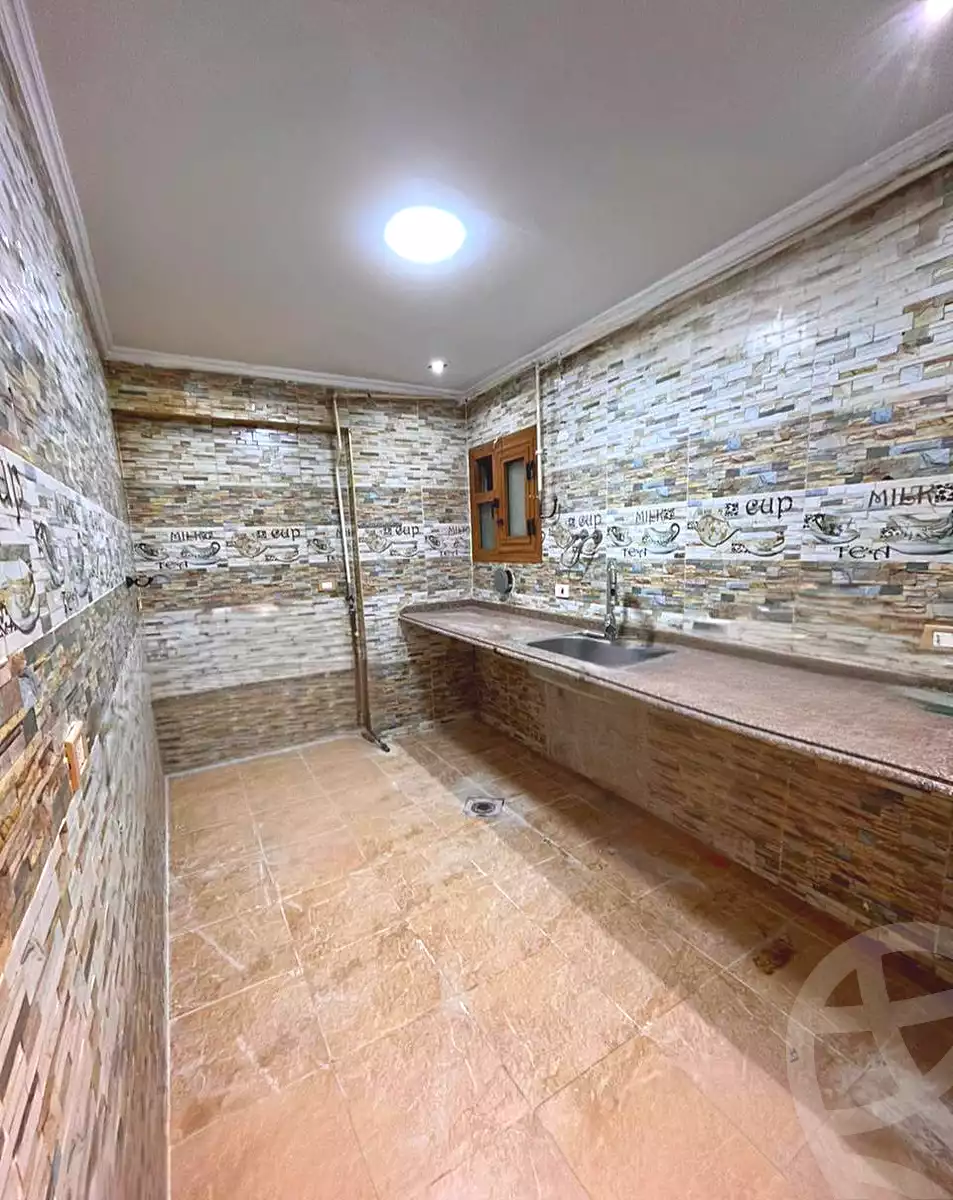 https://aqarmap.com.eg/ar/listing/6694138-for-sale-alexandria-l-jmy-lbytsh-el-reyad-st