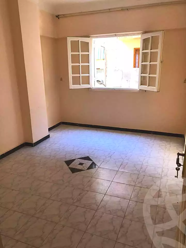 https://aqarmap.com.eg/en/listing/6696445-for-sale-alexandria-moharram-bey
