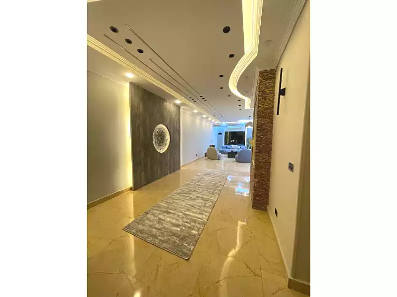 https://aqarmap.com.eg/ar/listing/6697161-for-rent-cairo-new-cairo-lrhb-city-mtdd-lrhb-phase-7