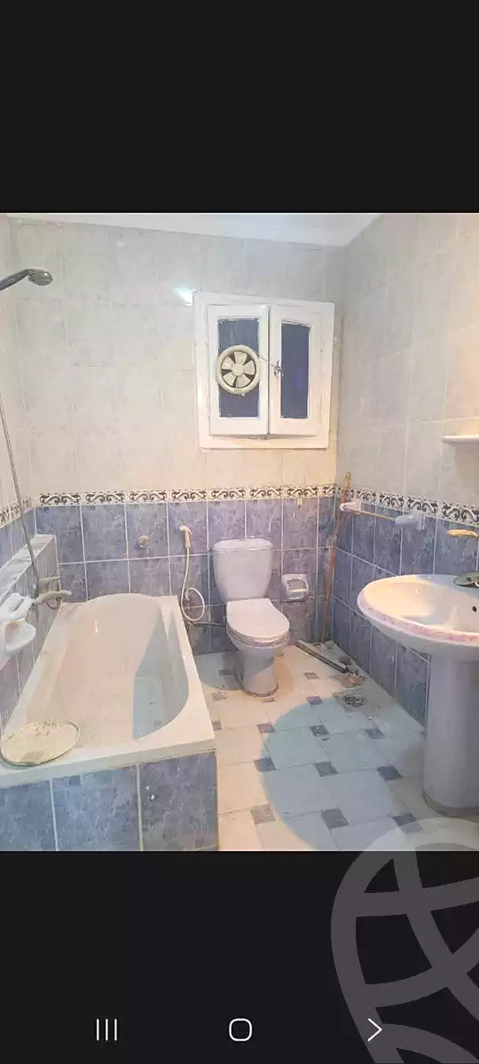 https://aqarmap.com.eg/ar/listing/6697220-for-sale-alexandria-miami-shr-jml-bd-lnsr