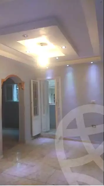 https://aqarmap.com.eg/ar/listing/6697603-for-rent-alexandria-miami-shr-jml-bd-lnsr