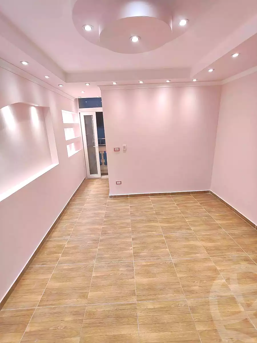https://aqarmap.com.eg/ar/listing/6697794-for-sale-alexandria-tharwat