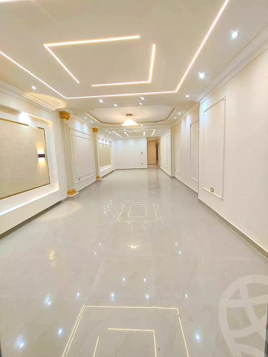 https://aqarmap.com.eg/ar/listing/6697835-for-sale-alexandria-tharwat