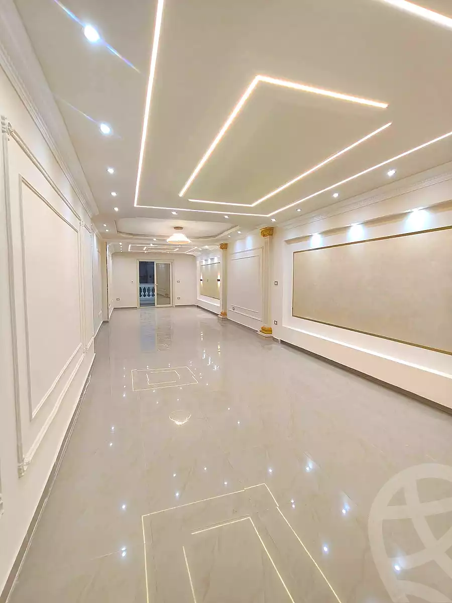 https://aqarmap.com.eg/ar/listing/6697835-for-sale-alexandria-tharwat