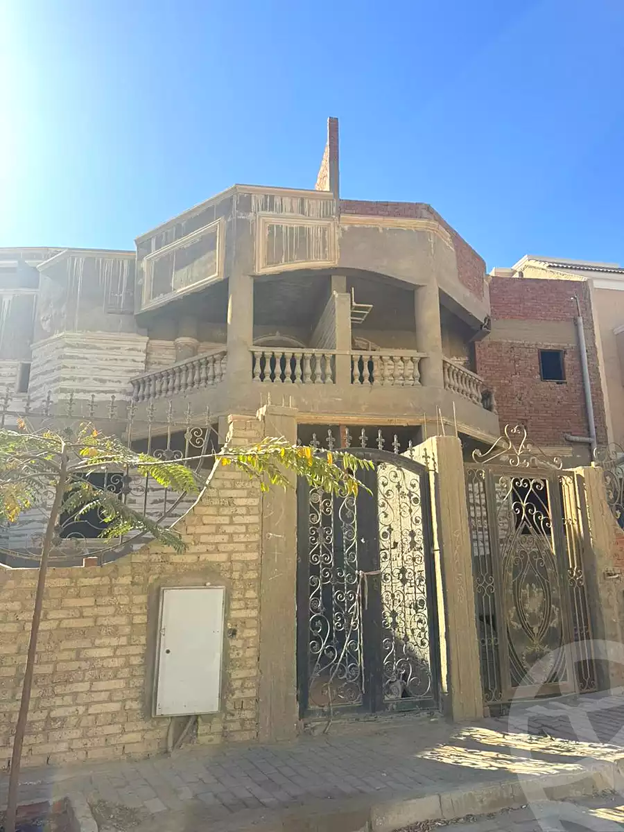 https://aqarmap.com.eg/ar/listing/6697924-for-sale-cairo-6th-of-october-hadaeq-october-kmbwnd-fy-hdyq-ktwbr-ashgar-city