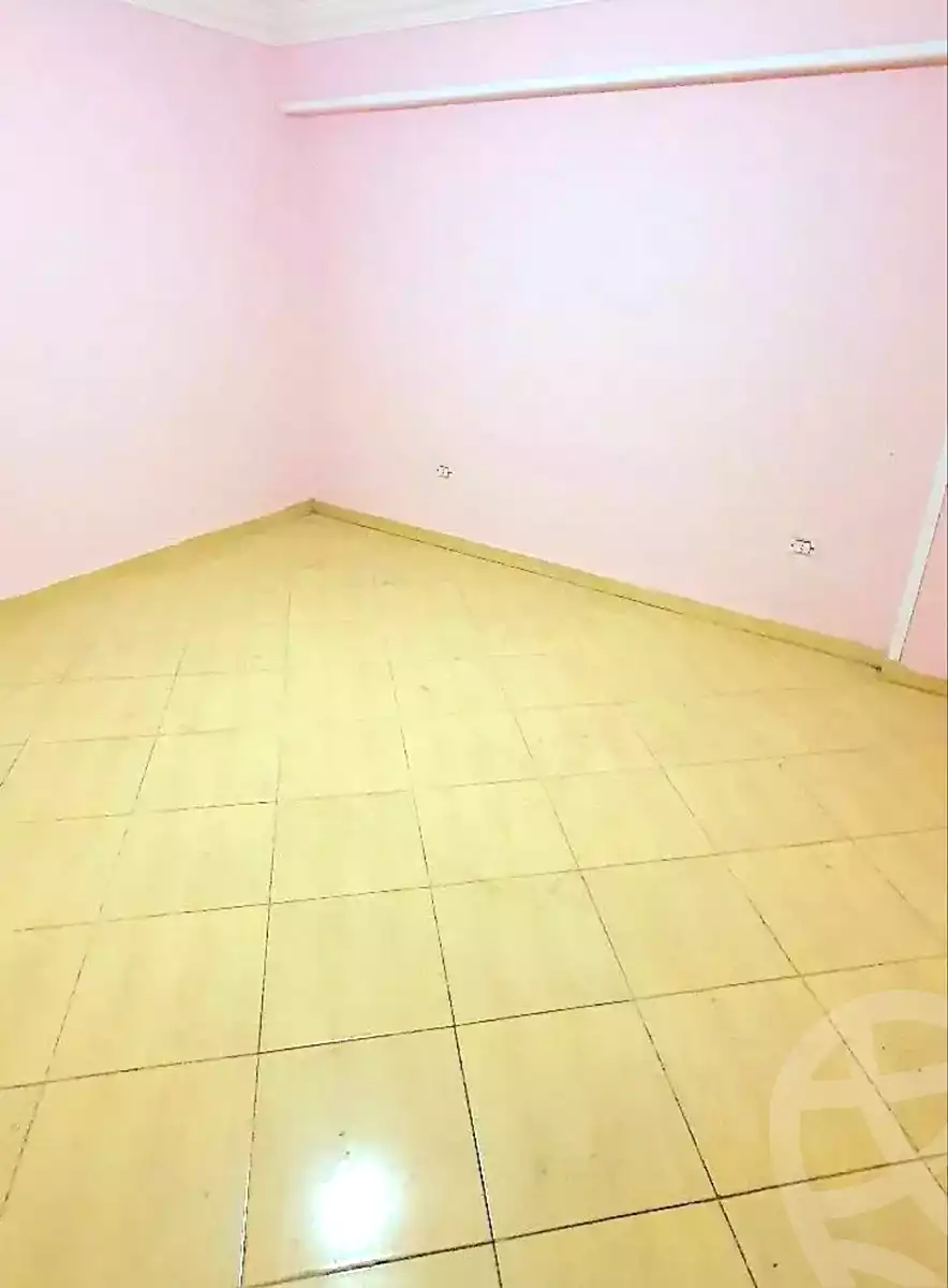 https://aqarmap.com.eg/en/listing/6698111-for-sale-alexandria-lsywf-el-falki