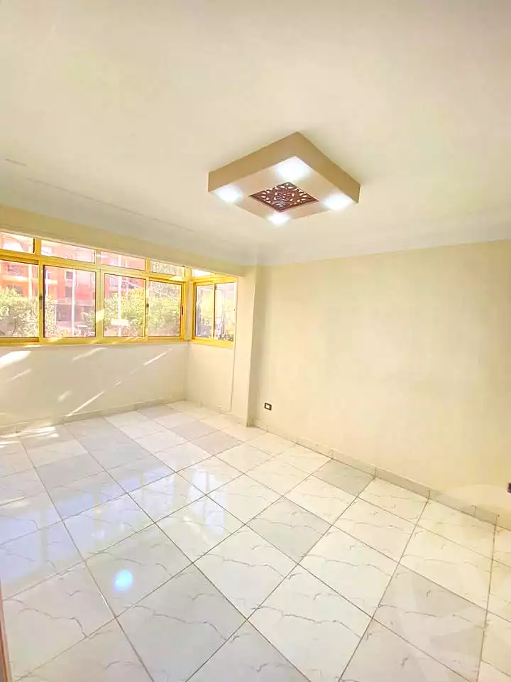 https://aqarmap.com.eg/ar/listing/6699699-for-sale-alexandria-l-jmy-lbytsh-mohamed-el-fardi-st