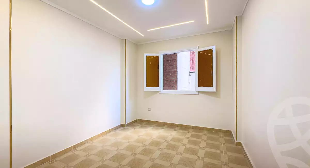 https://aqarmap.com.eg/ar/listing/6699794-for-sale-alexandria-sydy-bshr-sydy-bshr-bhry-shr-mhmwd-l-yswy