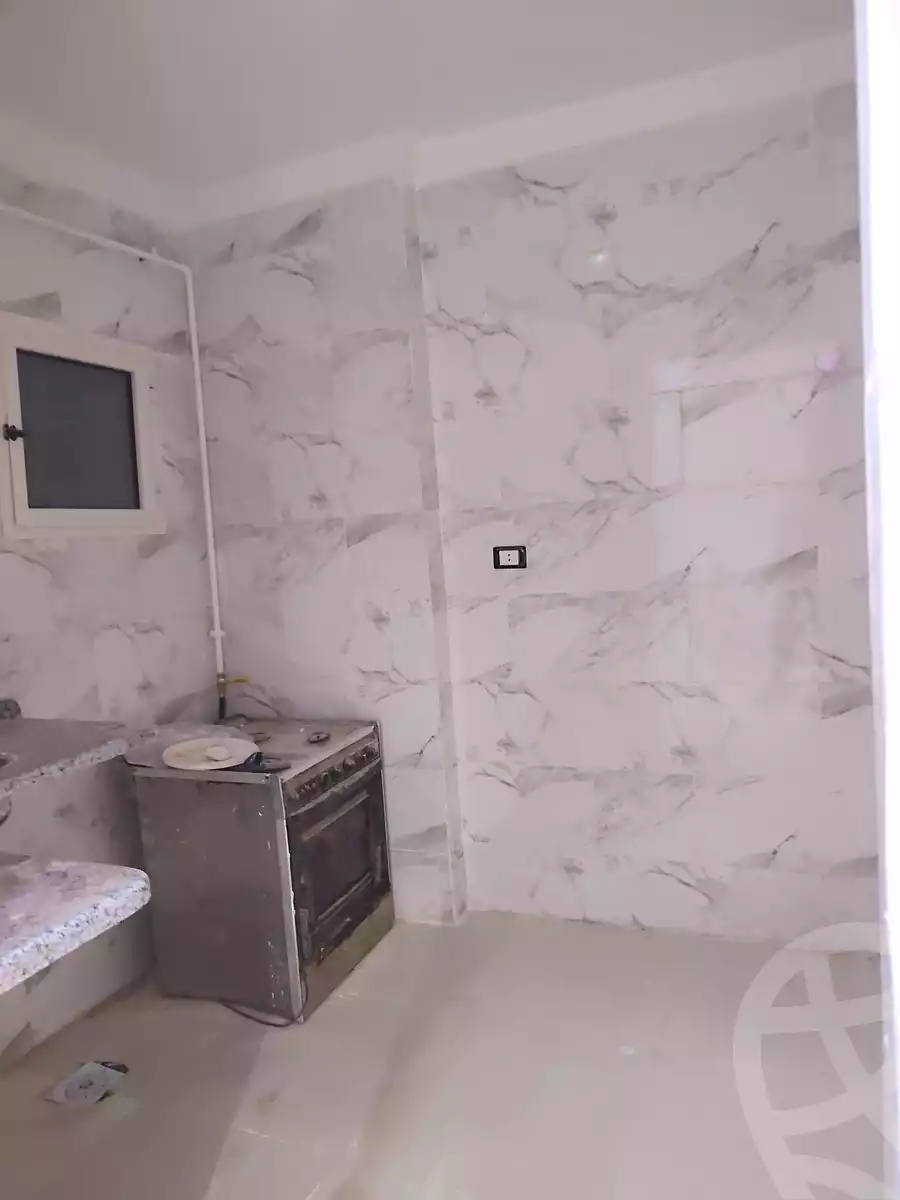 https://aqarmap.com.eg/en/listing/6700563-for-sale-alexandria-l-jmy-el-hanouvel-yathreb-st