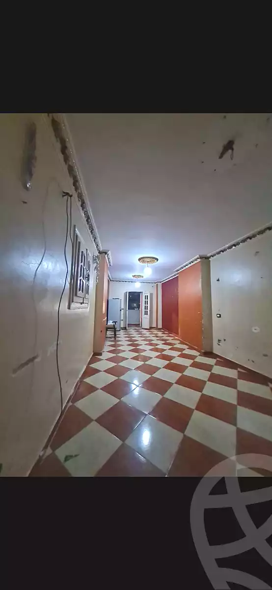 https://aqarmap.com.eg/ar/listing/6700788-for-sale-alexandria-moharram-bey-kanal-al-mahmoudeya-al-bahri-st