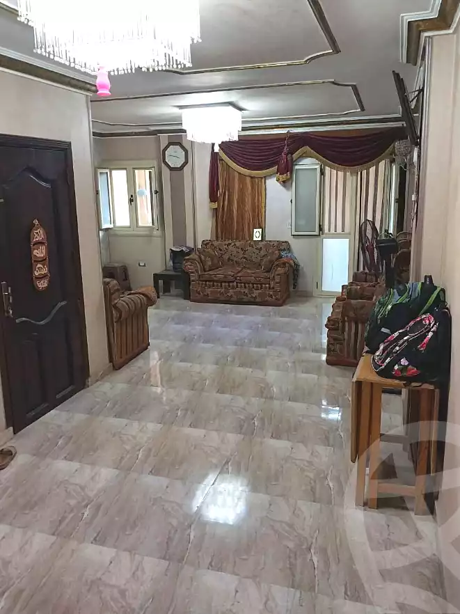 https://aqarmap.com.eg/ar/listing/6700972-for-sale-cairo-ain-shams-ain-shams-el-sharkia-mostafa-hafez-st