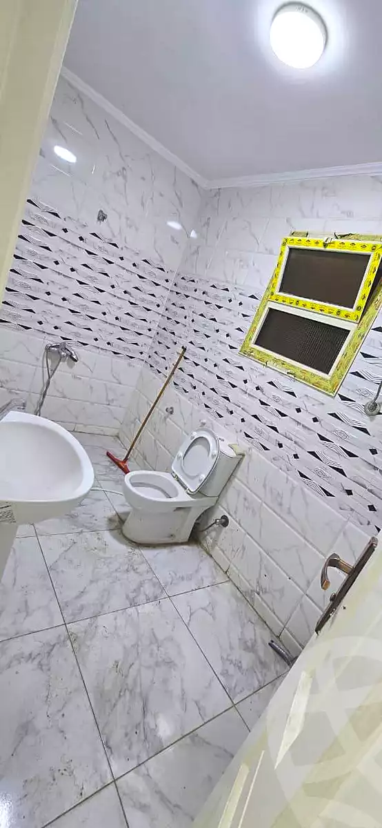 https://aqarmap.com.eg/ar/listing/6701136-for-rent-cairo-helwan-rostom-st