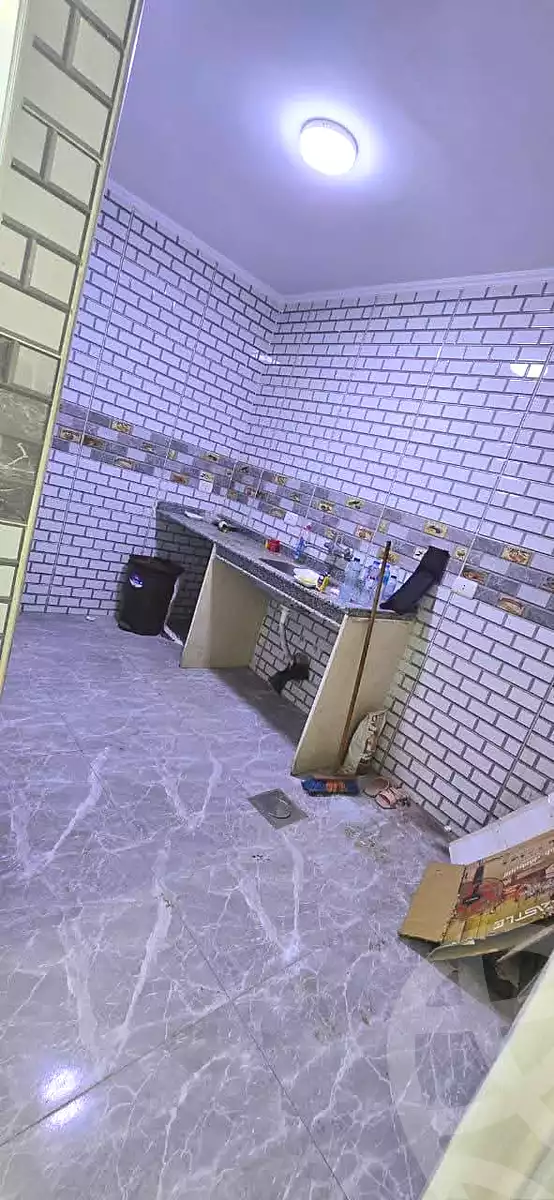 https://aqarmap.com.eg/ar/listing/6701159-for-rent-cairo-helwan-helwan-el-sharkeya-borhan-st