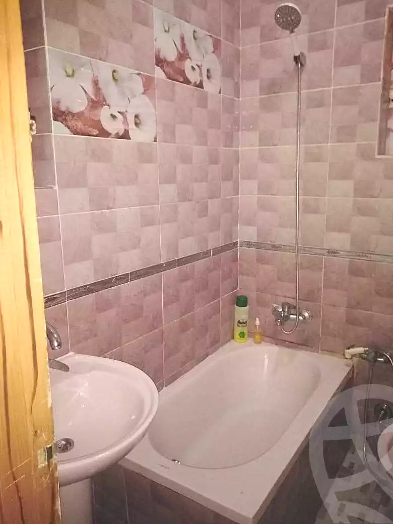 https://aqarmap.com.eg/ar/listing/6701244-for-sale-alexandria-bahray-el-anfoshy-haret-ibn-al-lban