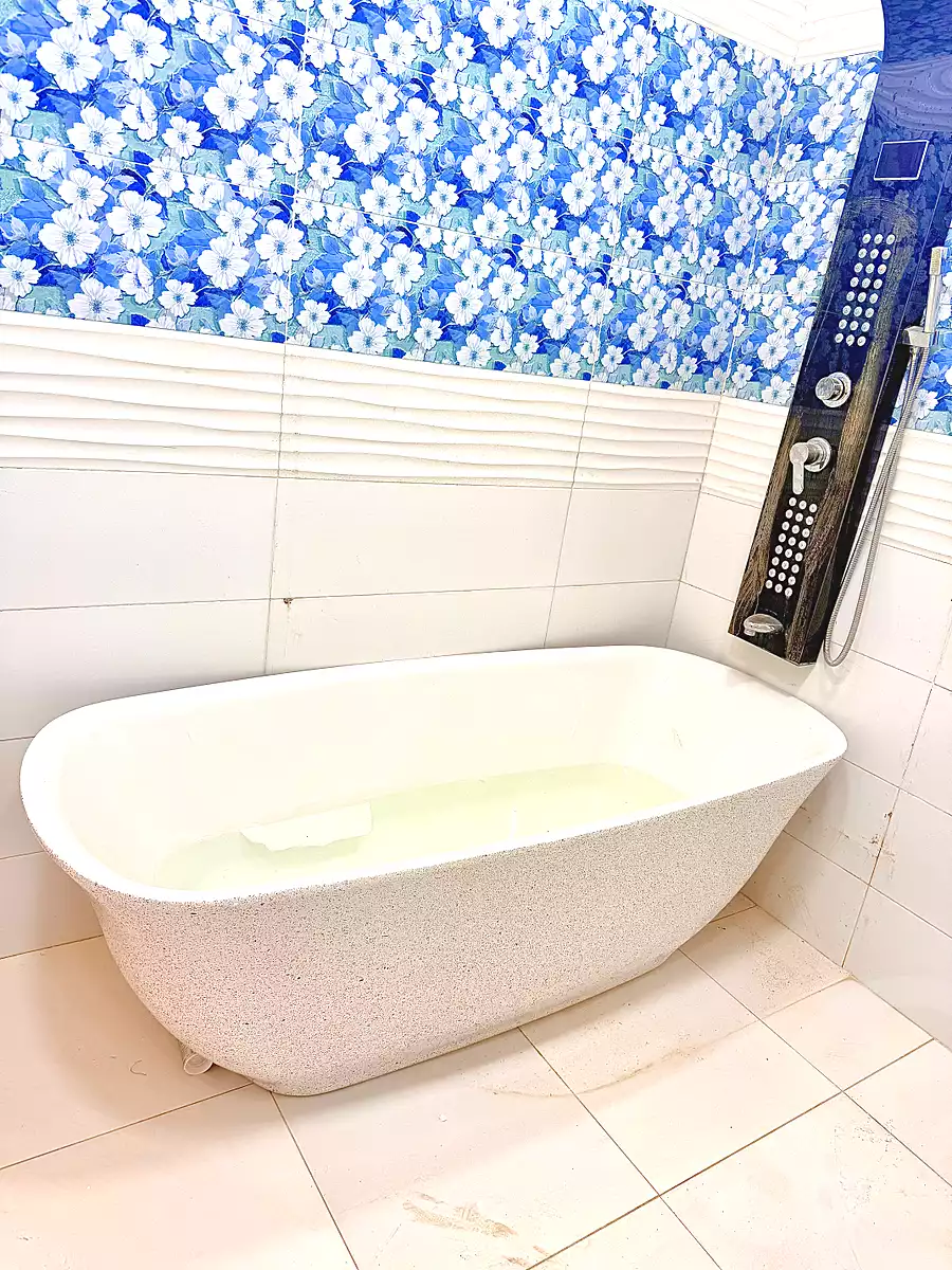 https://aqarmap.com.eg/ar/listing/6699072-for-rent-cairo-new-cairo-el-lotus-lotus-north-lmntq-lthny-llwts-lshmly