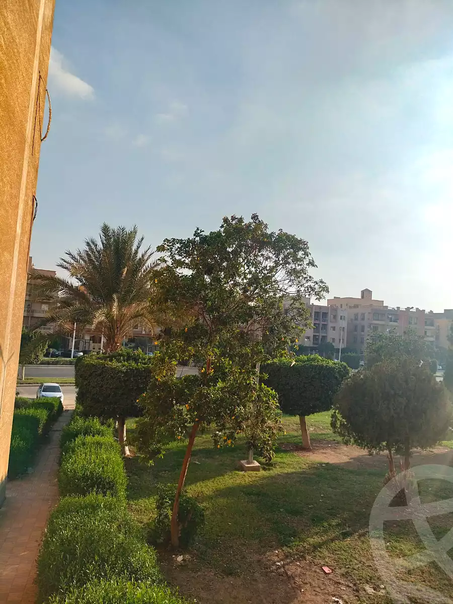 https://aqarmap.com.eg/ar/listing/6702547-for-sale-cairo-el-sheikh-zayed-city-el-hay-el-hady-ashaer-shr-42