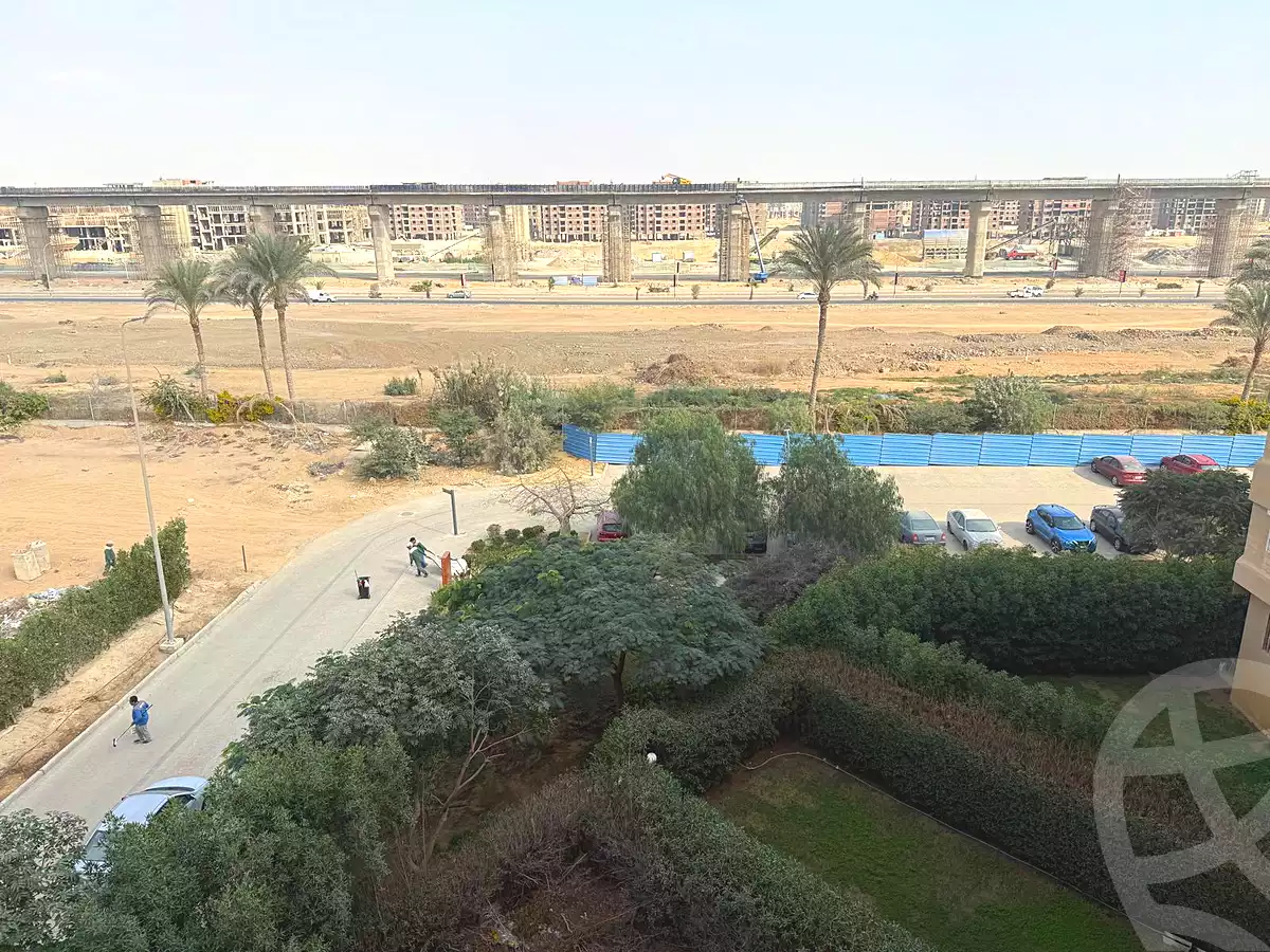 https://aqarmap.com.eg/en/listing/6702641-for-sale-cairo-6th-of-october-hadaeq-october-kmbwnd-fy-hdyq-ktwbr-ashgar-city
