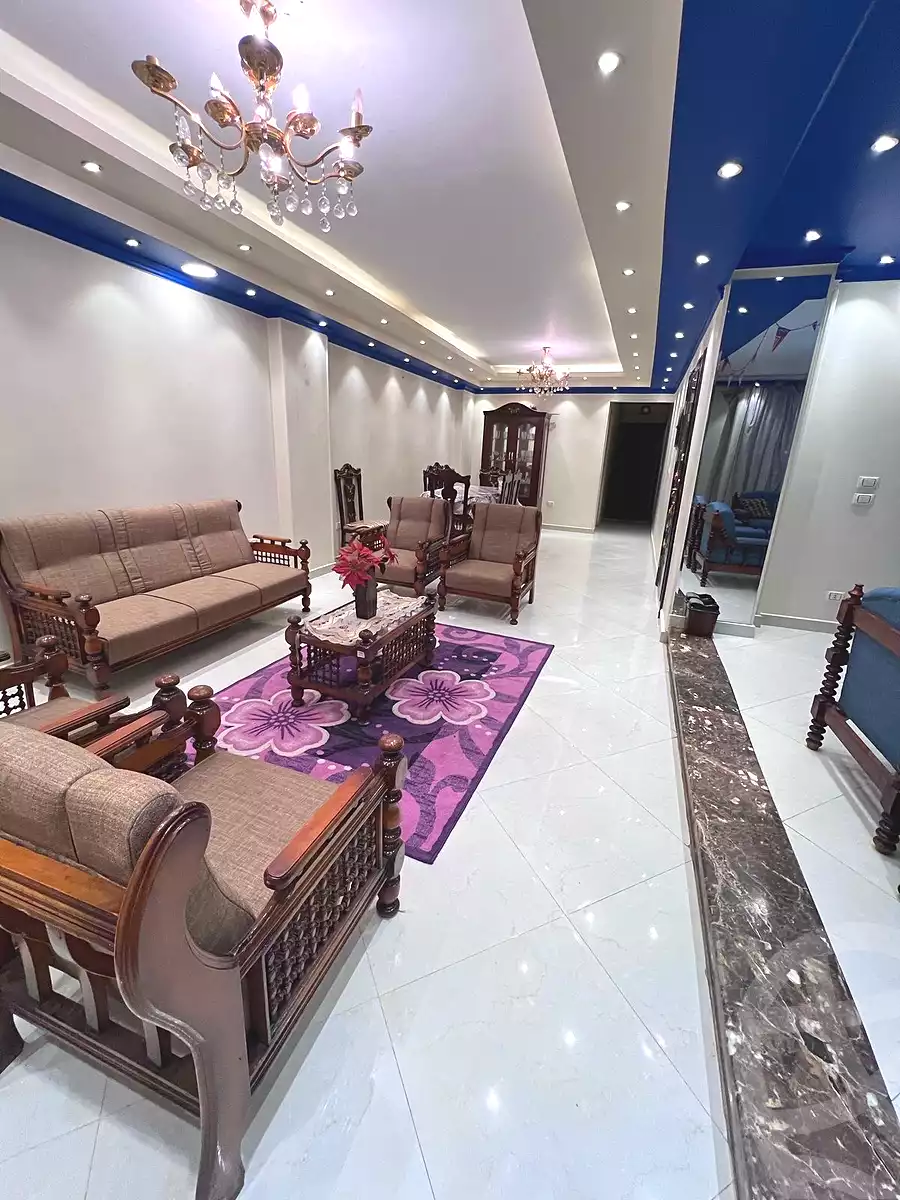 https://aqarmap.com.eg/ar/listing/6703109-for-rent-cairo-manial-el-rawda-st