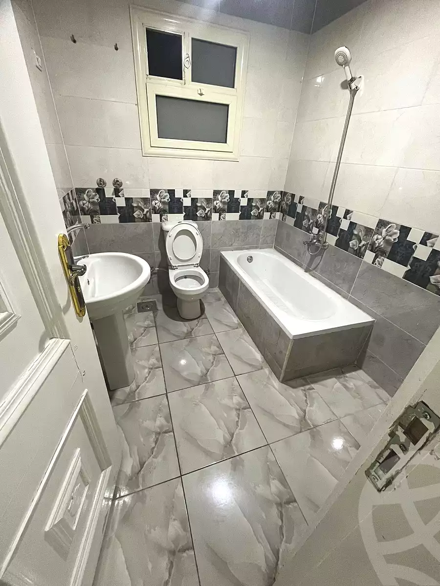 https://aqarmap.com.eg/ar/listing/6703767-for-rent-cairo-ain-shams-mnshy-lthryr