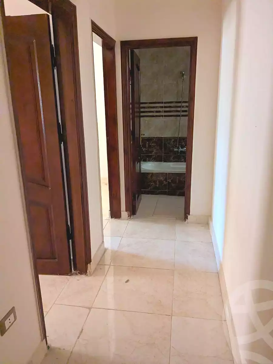 https://aqarmap.com.eg/ar/listing/6704291-for-rent-cairo-6th-of-october-el-ahyaa-neighborhood-2nd-divided-from-al-kafrawei-st