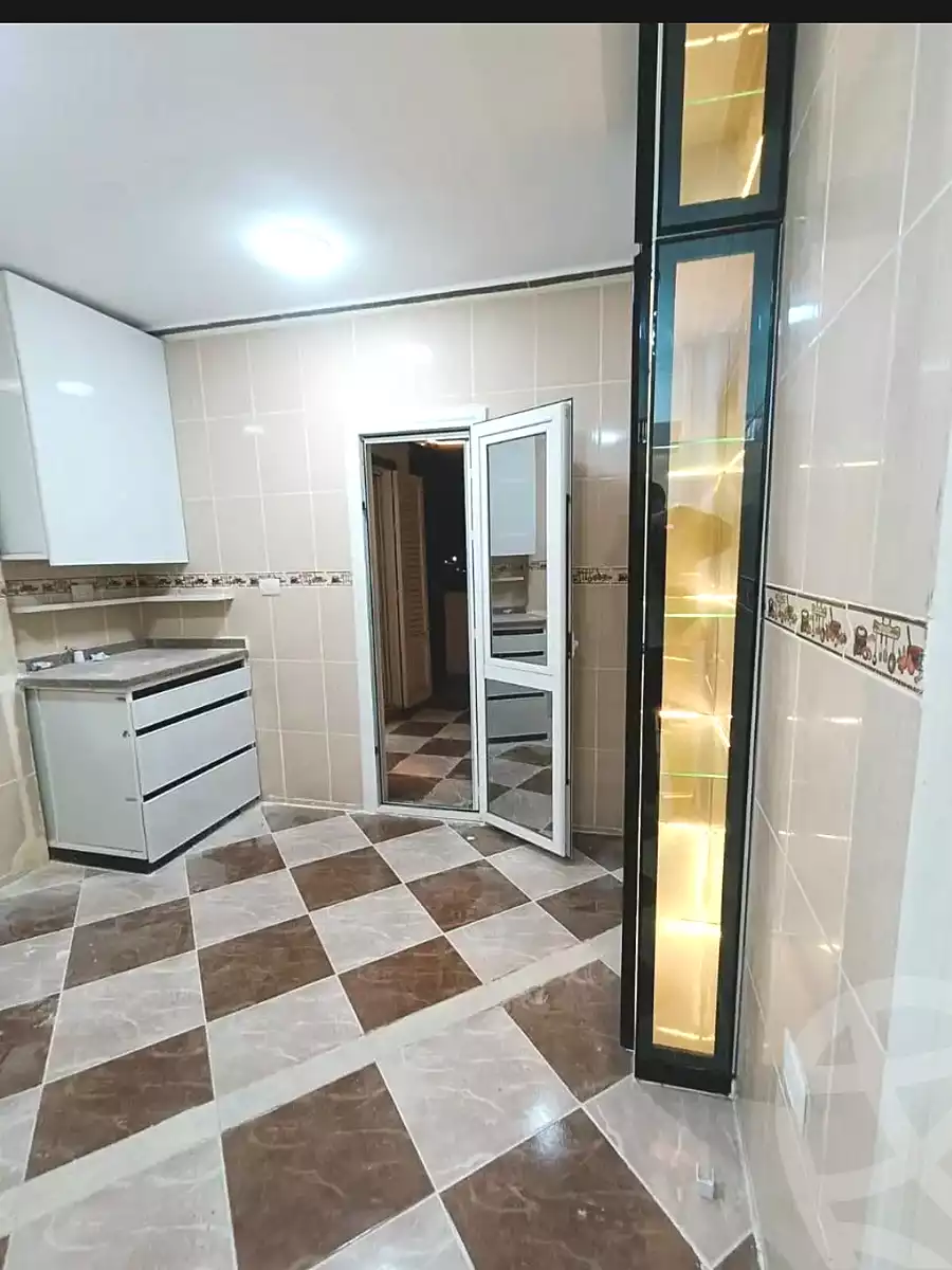 https://aqarmap.com.eg/ar/listing/6704921-for-sale-alexandria-l-jmy-lbytsh-khalil-ballw-st