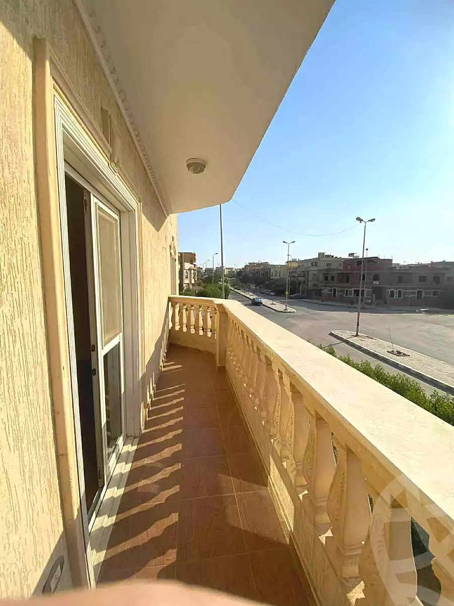 https://aqarmap.com.eg/ar/listing/6704981-for-rent-cairo-new-cairo-sharq-el-akadamiya-al-tahrir-st