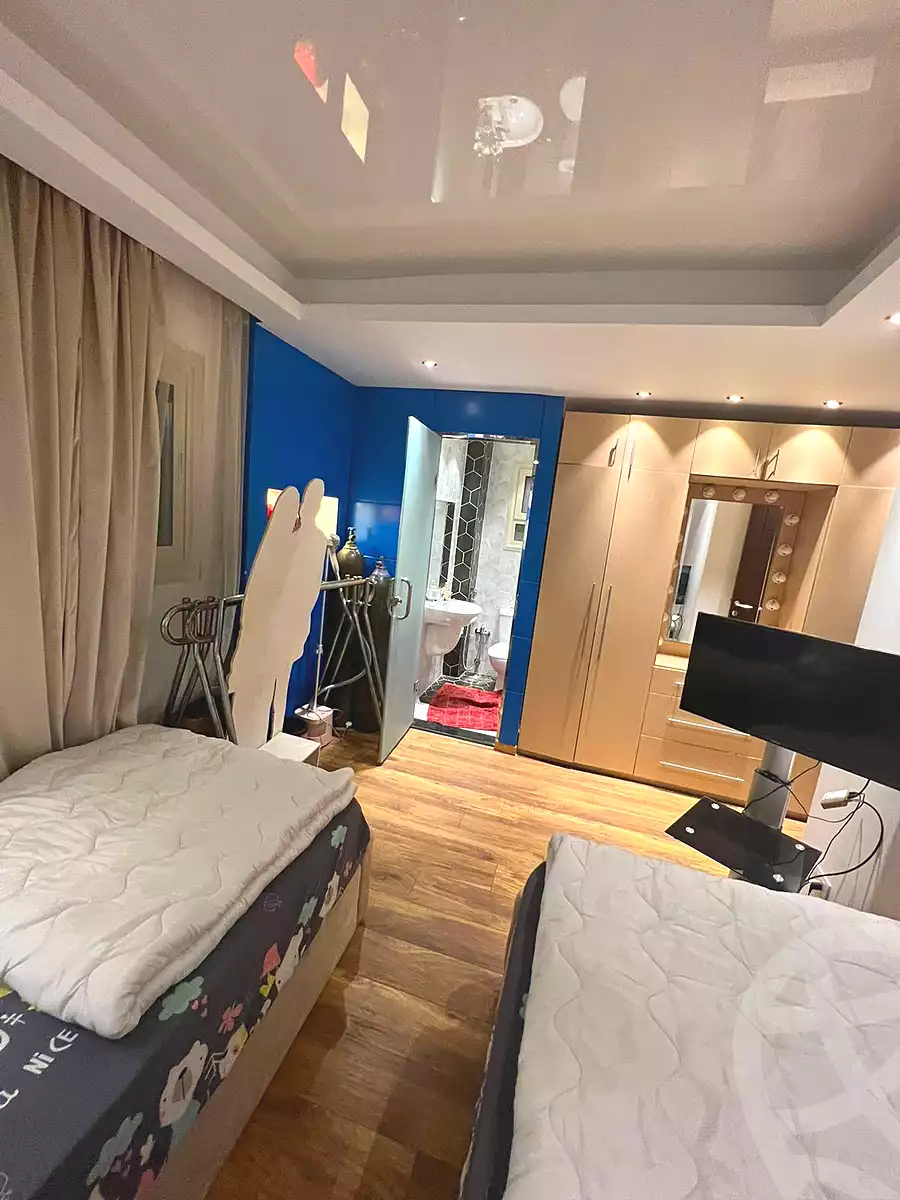 https://aqarmap.com.eg/ar/listing/6705164-for-sale-cairo-el-sheikh-zayed-city-compounds-kmbwnd-ljwmn