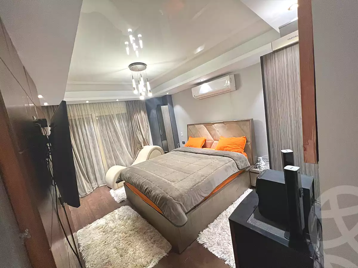 https://aqarmap.com.eg/ar/listing/6705164-for-sale-cairo-el-sheikh-zayed-city-compounds-kmbwnd-ljwmn