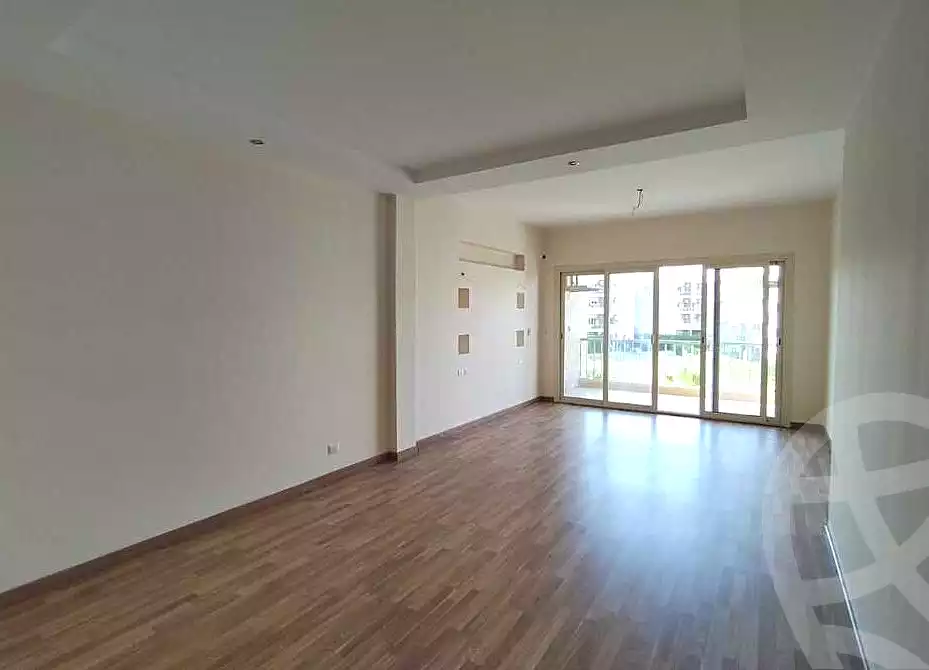 https://aqarmap.com.eg/en/listing/6705514-for-sale-cairo-el-sheikh-zayed-city-compounds-dh-drys