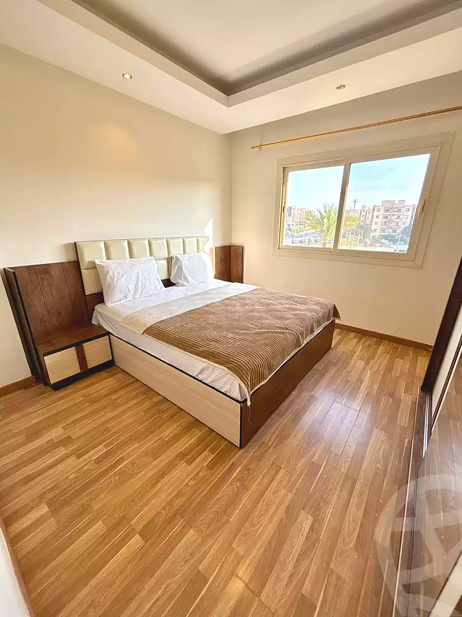 https://aqarmap.com.eg/ar/listing/6705731-for-rent-cairo-el-sheikh-zayed-city-compounds-dh-drys