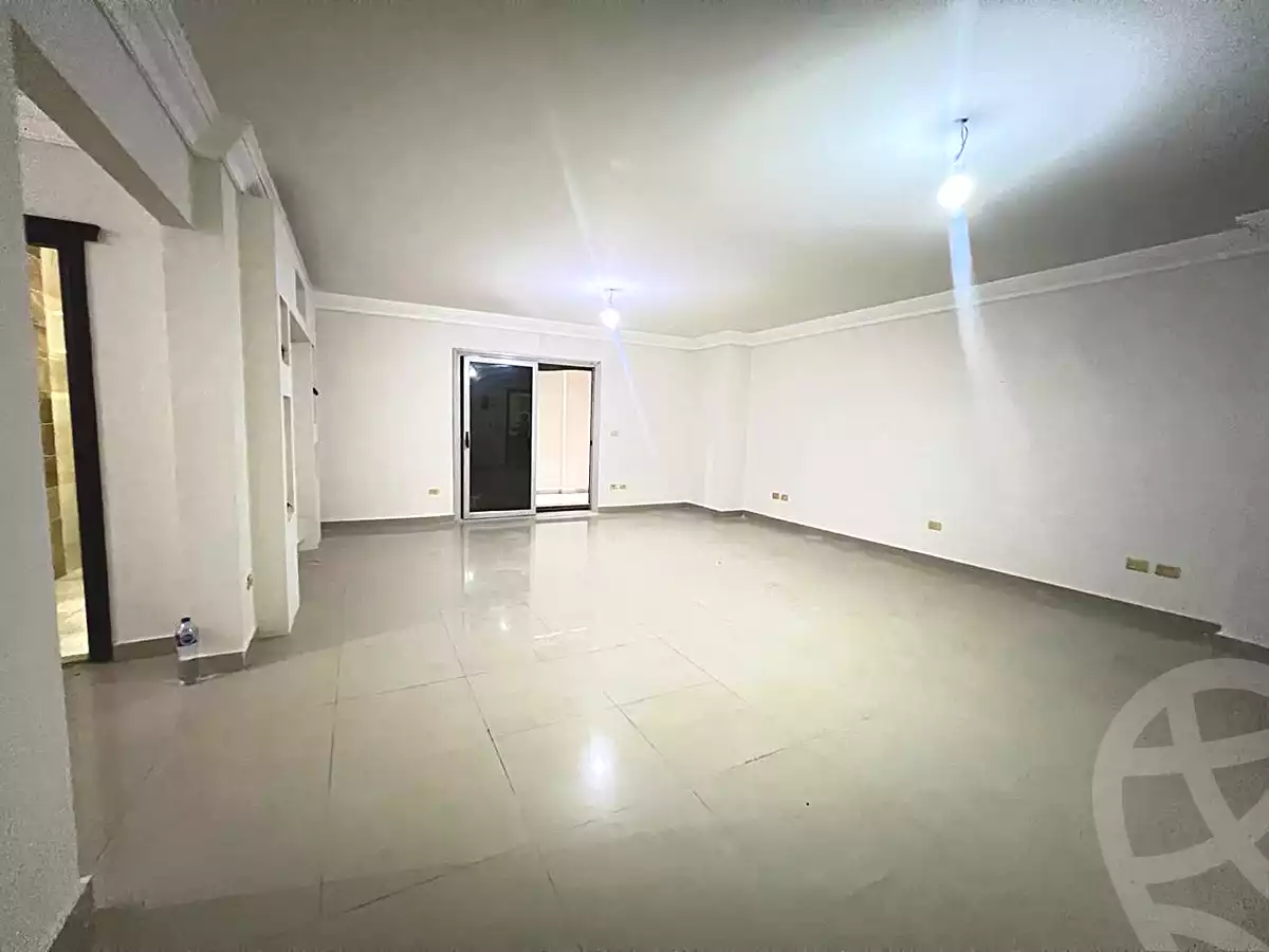 https://aqarmap.com.eg/ar/listing/6705914-for-sale-alexandria-stanley-abd-el-aziz-fahmy-st