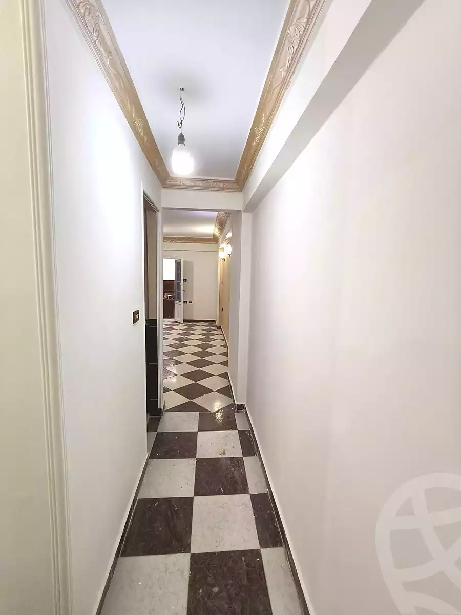 https://aqarmap.com.eg/en/listing/6706184-for-sale-alexandria-lsywf-el-falki