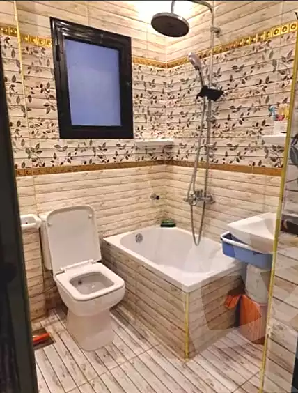 https://aqarmap.com.eg/ar/listing/6706762-for-sale-alexandria-l-jmy-lbytsh-el-saleheen-mosque-st