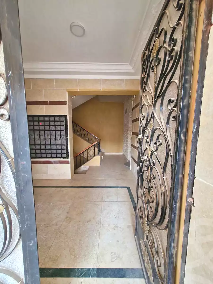 https://aqarmap.com.eg/ar/listing/6706916-for-sale-cairo-new-cairo-south-investors-gamal-abdel-nasser-st