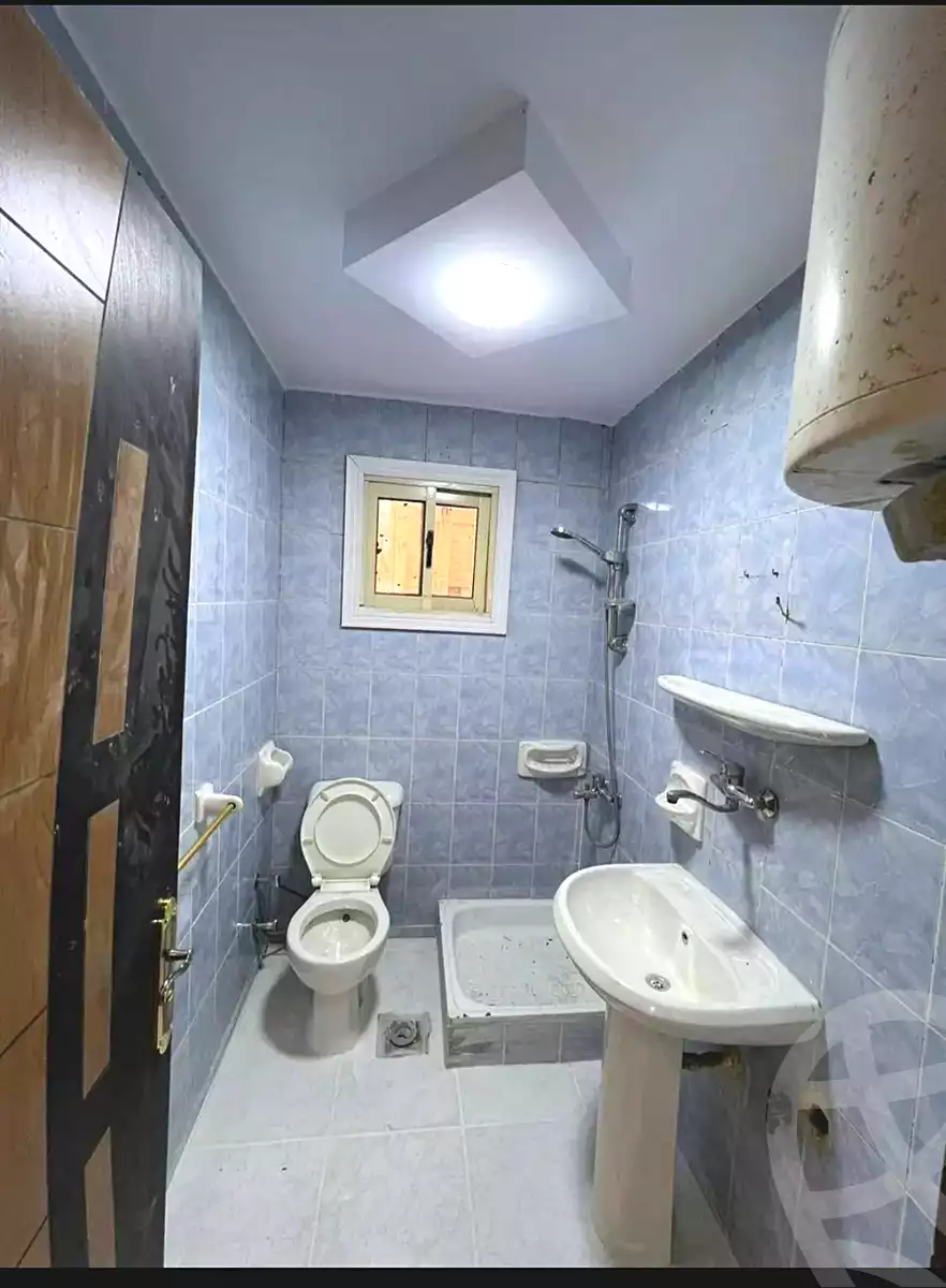 https://aqarmap.com.eg/ar/listing/6706966-for-sale-alexandria-miami-khld-bn-lwlyd