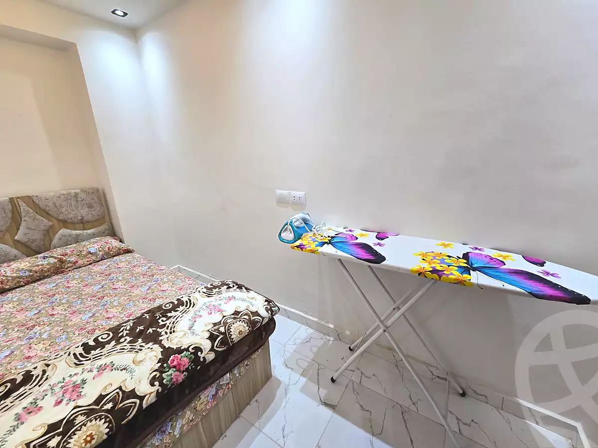 https://aqarmap.com.eg/ar/listing/6707696-for-rent-cairo-6th-of-october-el-ahyaa-neighborhood-1st-sixth-neighborhood