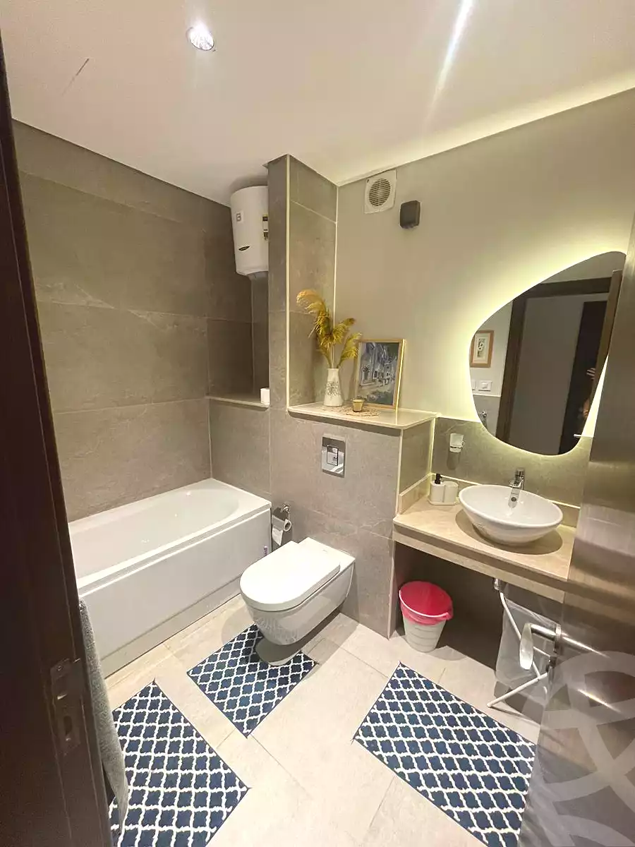 https://aqarmap.com.eg/ar/listing/6708537-for-sale-cairo-el-sheikh-zayed-city-compounds-zyd-wr-llttwyr-z-tower