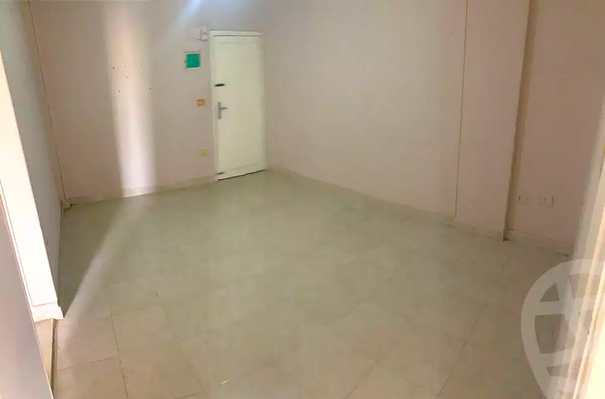 https://aqarmap.com.eg/en/listing/6709392-for-sale-cairo-mokattam-lhdb-l-ly-shr-17