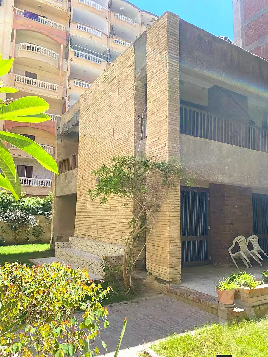https://aqarmap.com.eg/ar/listing/6709984-for-sale-alexandria-l-jmy-lbytsh-bianchiii