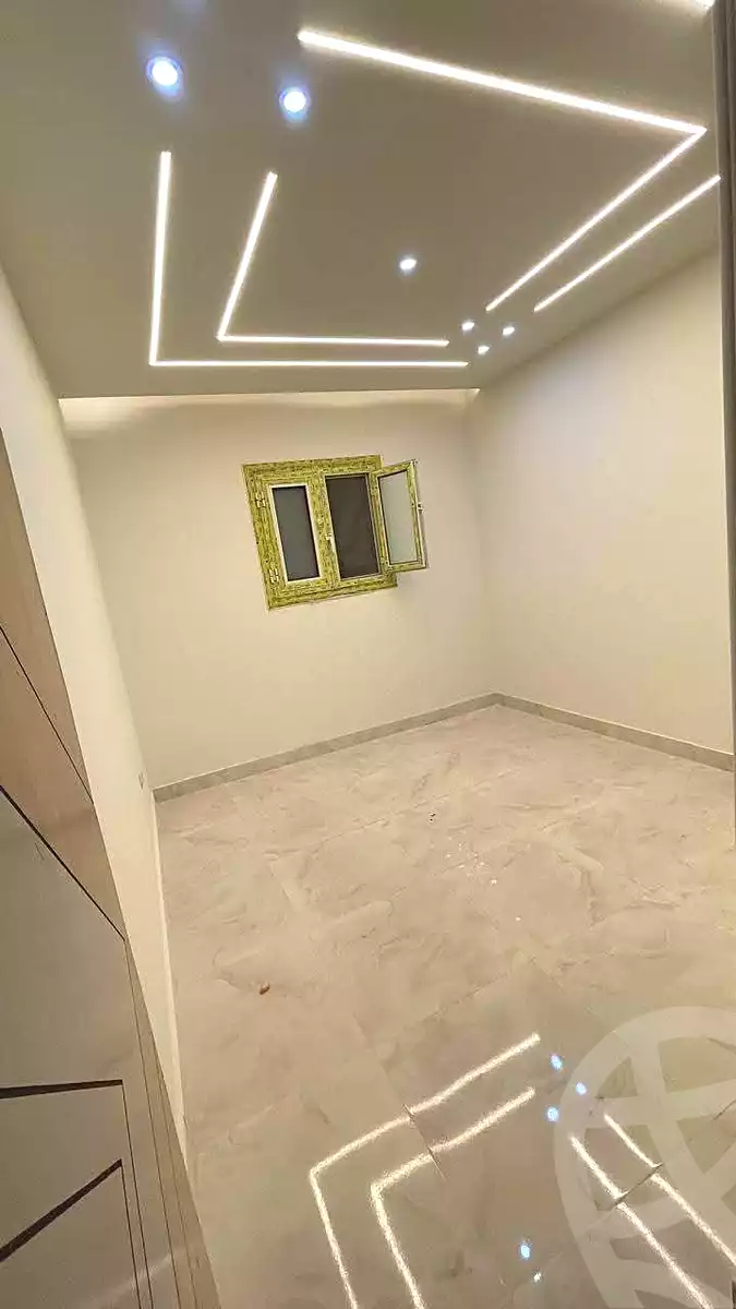 https://aqarmap.com.eg/ar/listing/6710015-for-sale-alexandria-l-jmy-lbytsh-ibrahim-othman-st